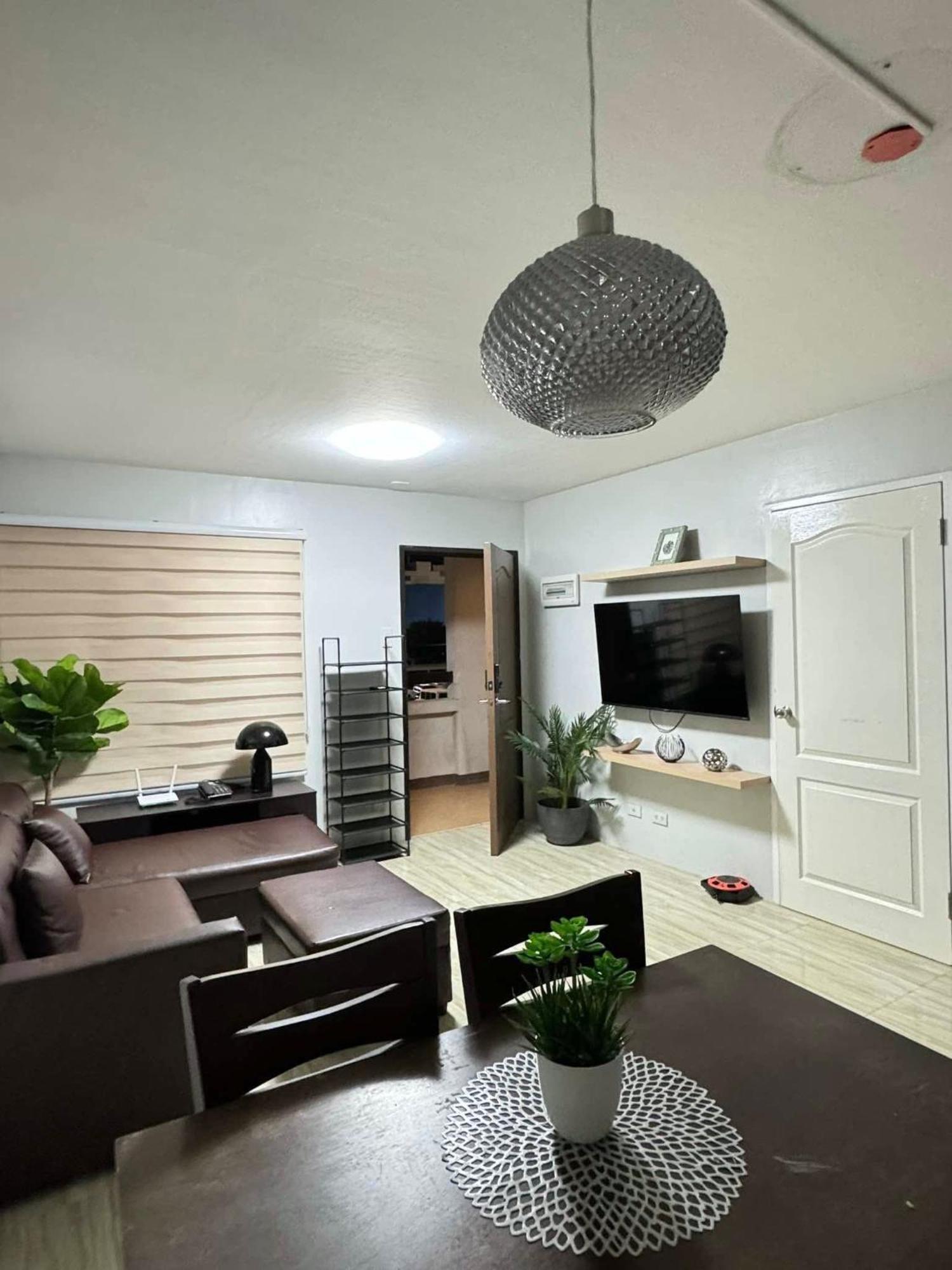 Cozy 2Br With Free Pool Beside Sm City Mall Davao Exterior photo